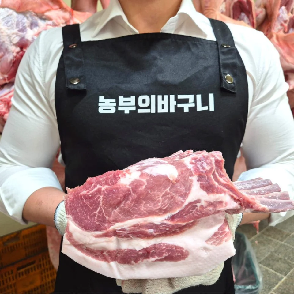 제주흑돼지 돈마호크원육 뼈등심 프렌치렉원육 돈토마호크 도끼삼겹살 바베큐고기
