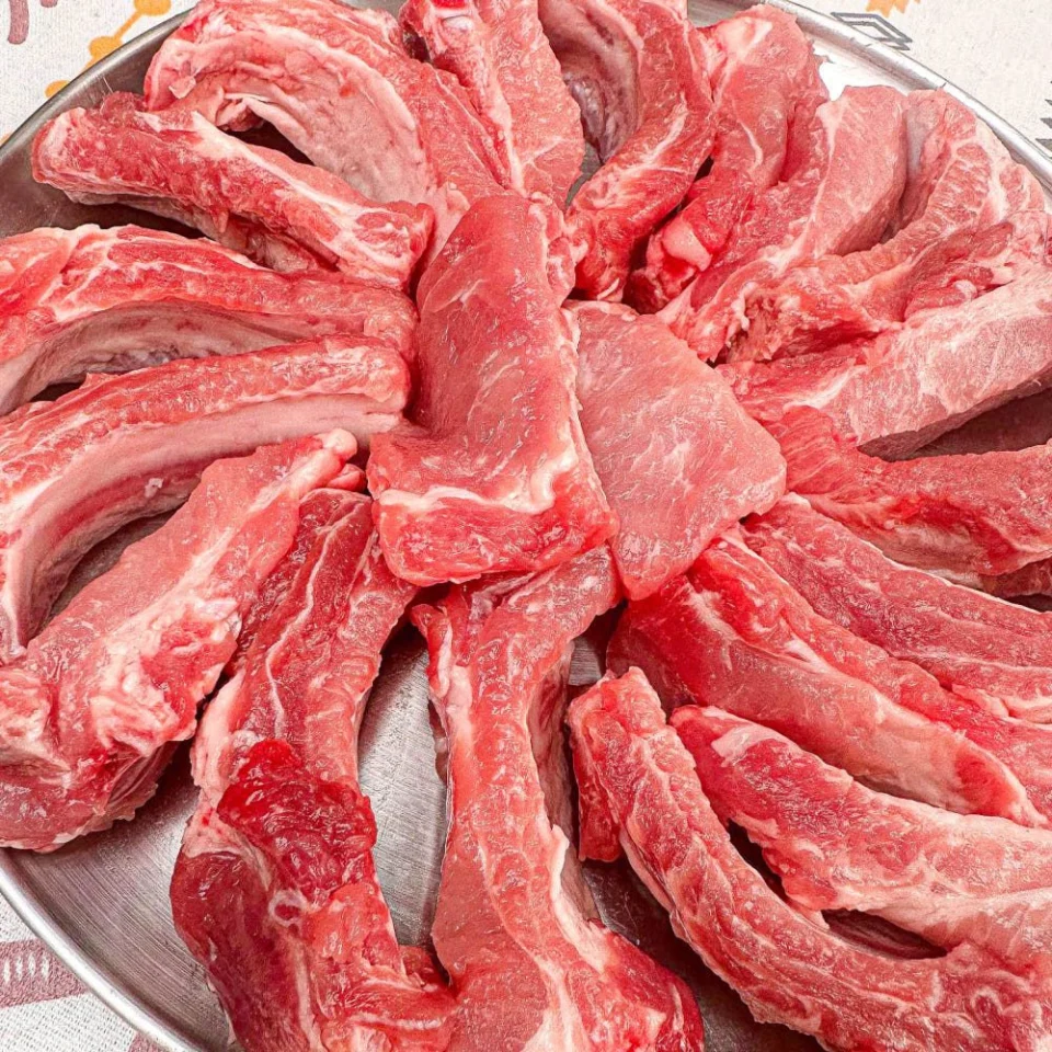 냉장 한돈 등갈비 1kg 유산균 국내산 돼지고기 돼지고기